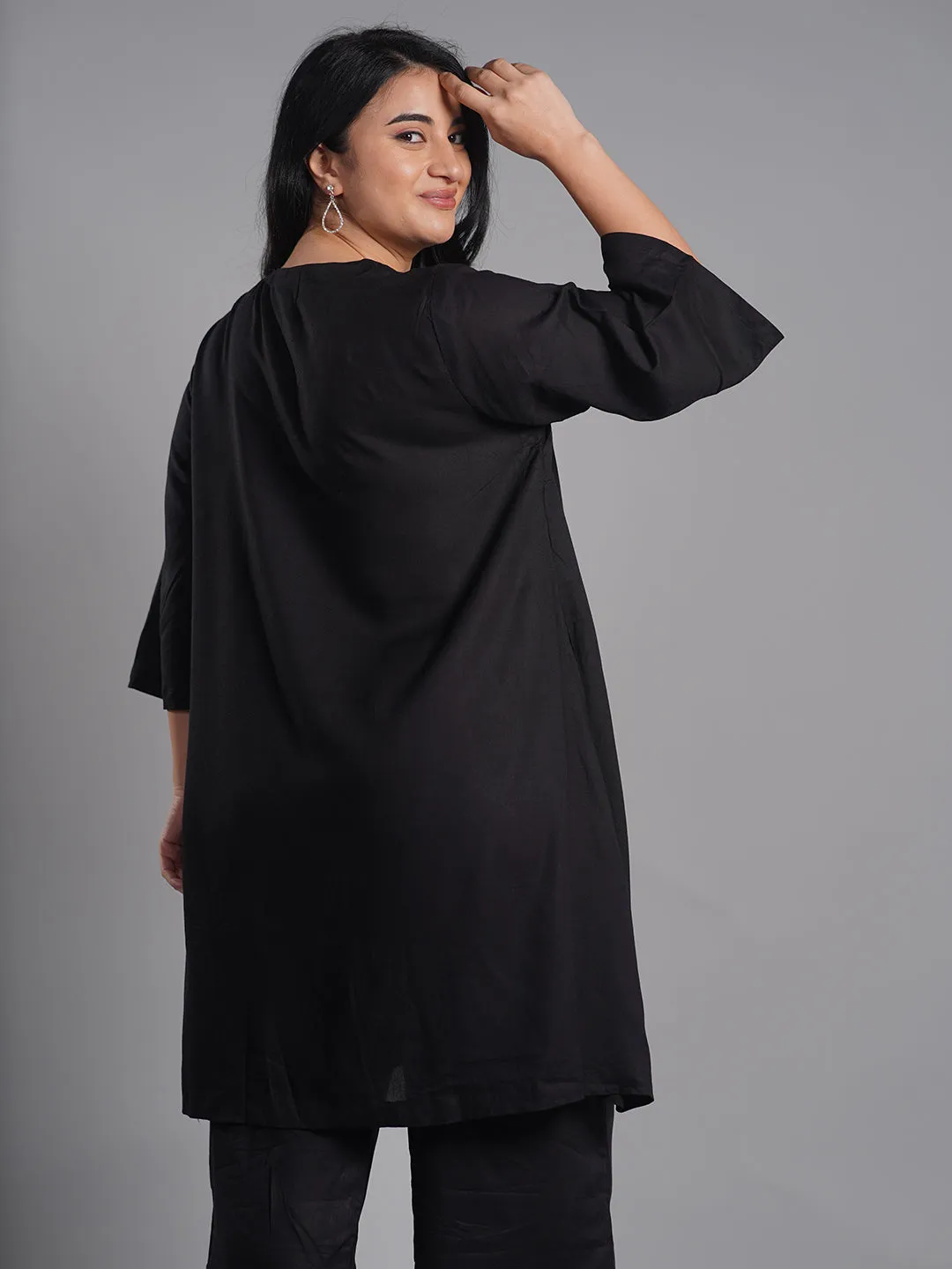 Black Rayon Kurti - Haar